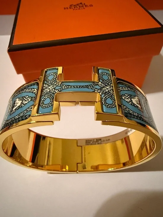 NWT Hermes Wide Clic H Bracelet Grand Apparat yellow gold GM size, box included - Picture 8 of 13